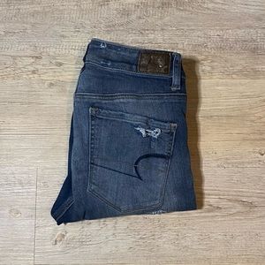 American Eagle SUPER STRETCH HI RISE JEGGING Jeans Size 4 R Inseam 28 DISTRESSED